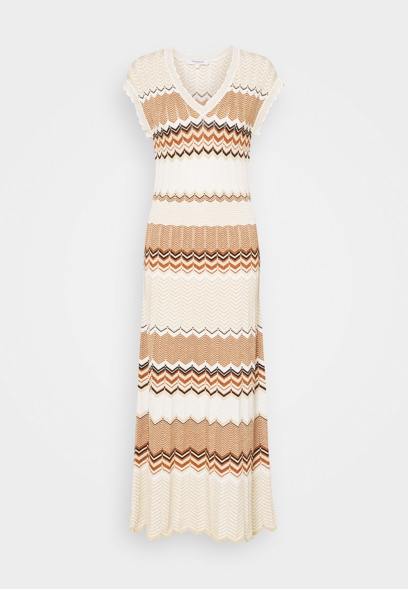 Πλεκτό μαξι φόρεμα με V-λαιμόκοψη, κοντά μανίκια καπέλο και ζιγκ-ζαγκ μοτίβο σε κρέμα, καφέ και πορτοκαλί αποχρώσεις με φαρδύ τελείωμα.
