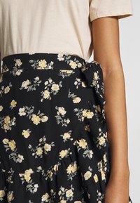 Hollister Co. Jupe trapèze - multi-coloured