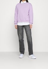 Monki Sweatshirt - purple