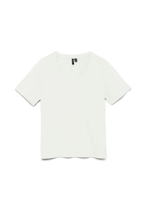 T-shirt blanc à manches courtes avec col en V posé à plat avec une étiquette noire visible au niveau du col.