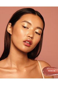 NUDESTIX - Błyszczyk