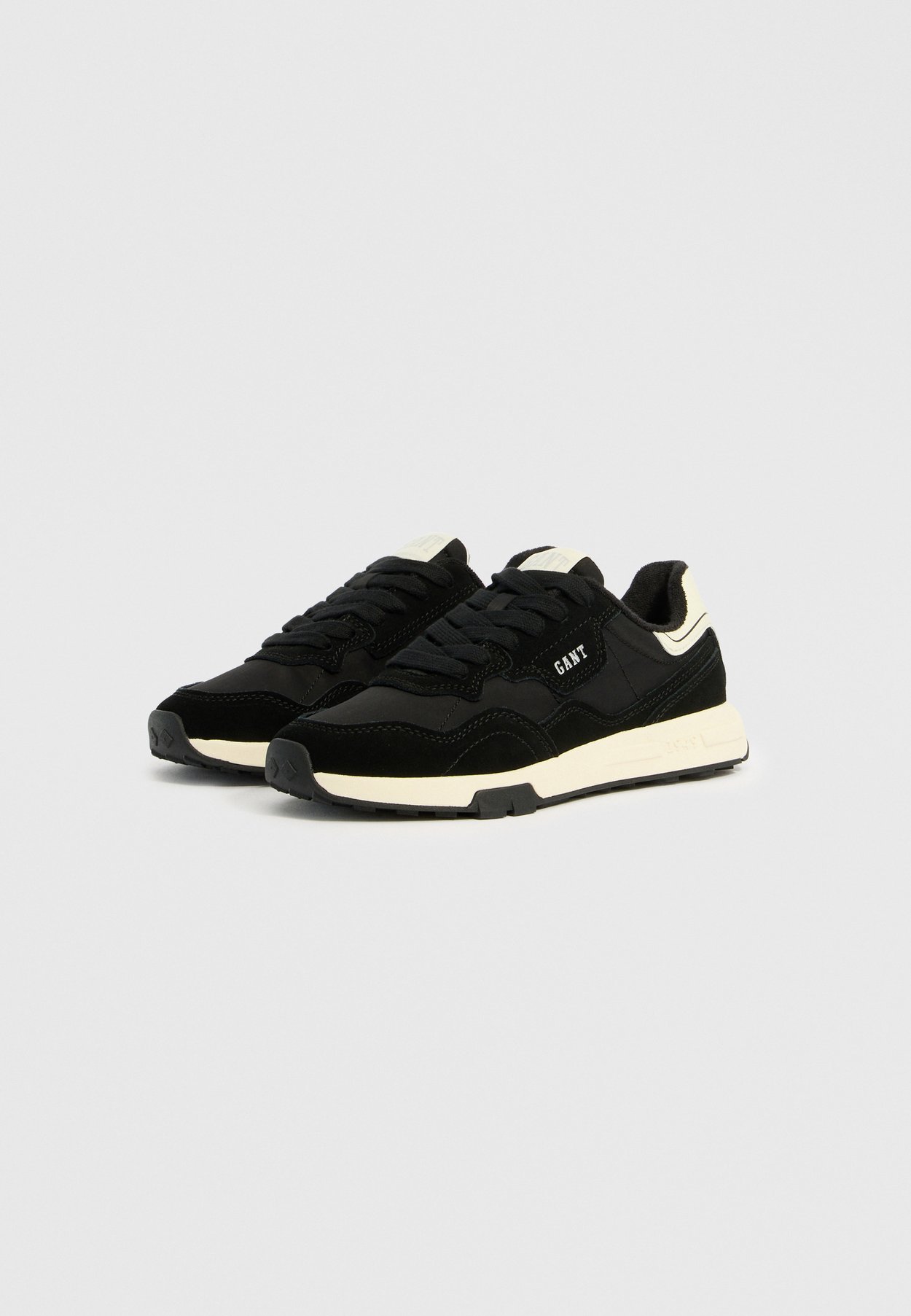 Sneaker low