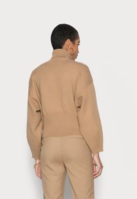 Gestuz TALLI - Camisola - tiger's eye