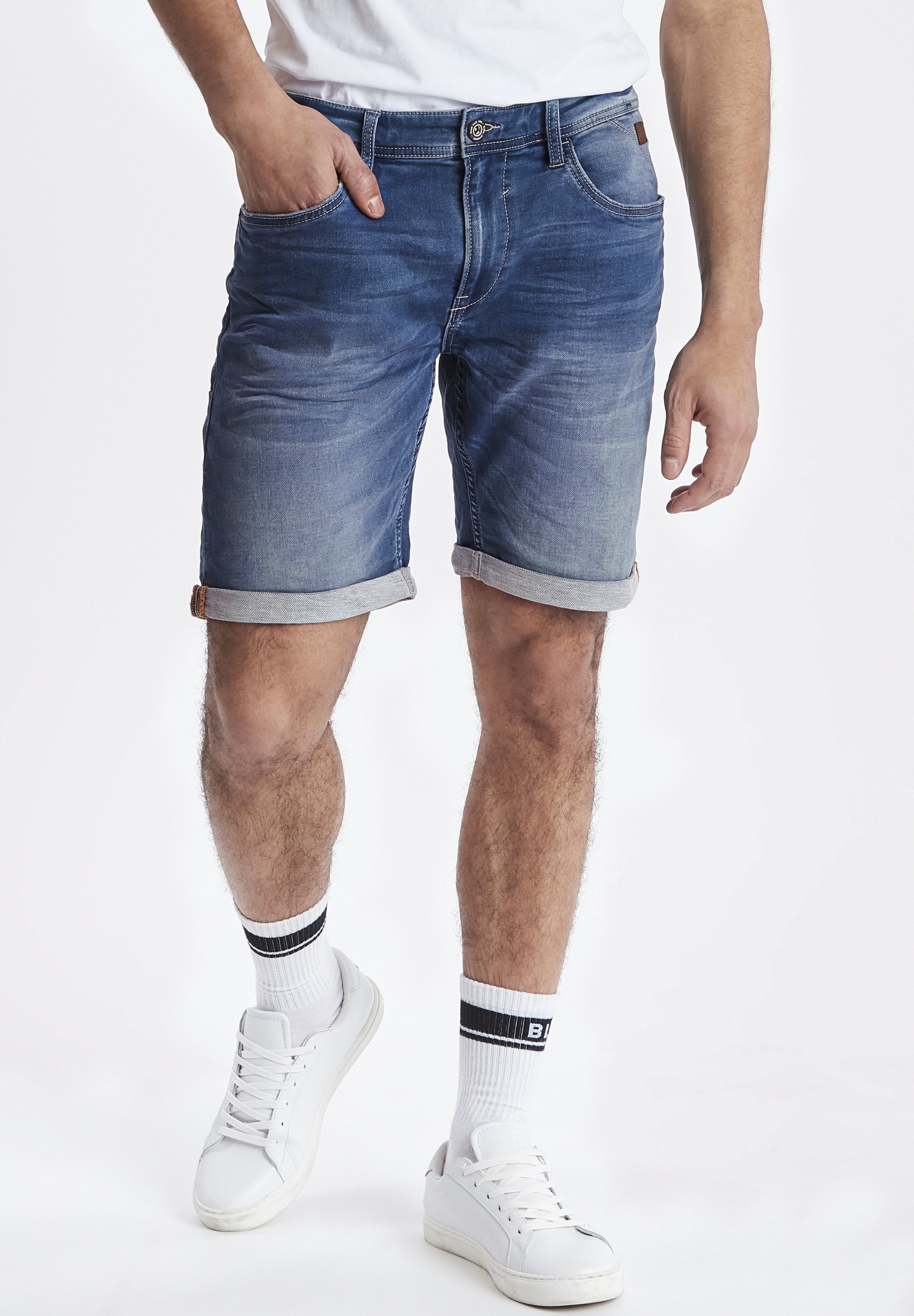 blue jeans short men