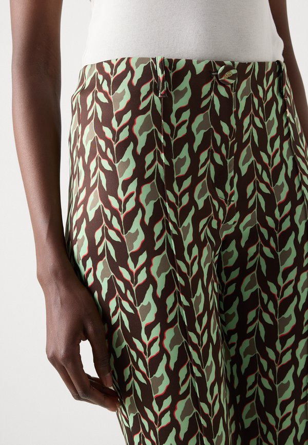 Trousers - dark wood2