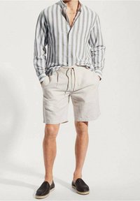 Mango Overhemd - khaki