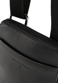 Strellson HOXTON BRIAN - Borsa a tracolla - schwarz