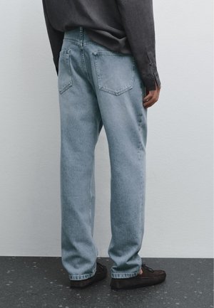 TAPERED FIT - Jeans Tapered Fit - light blue