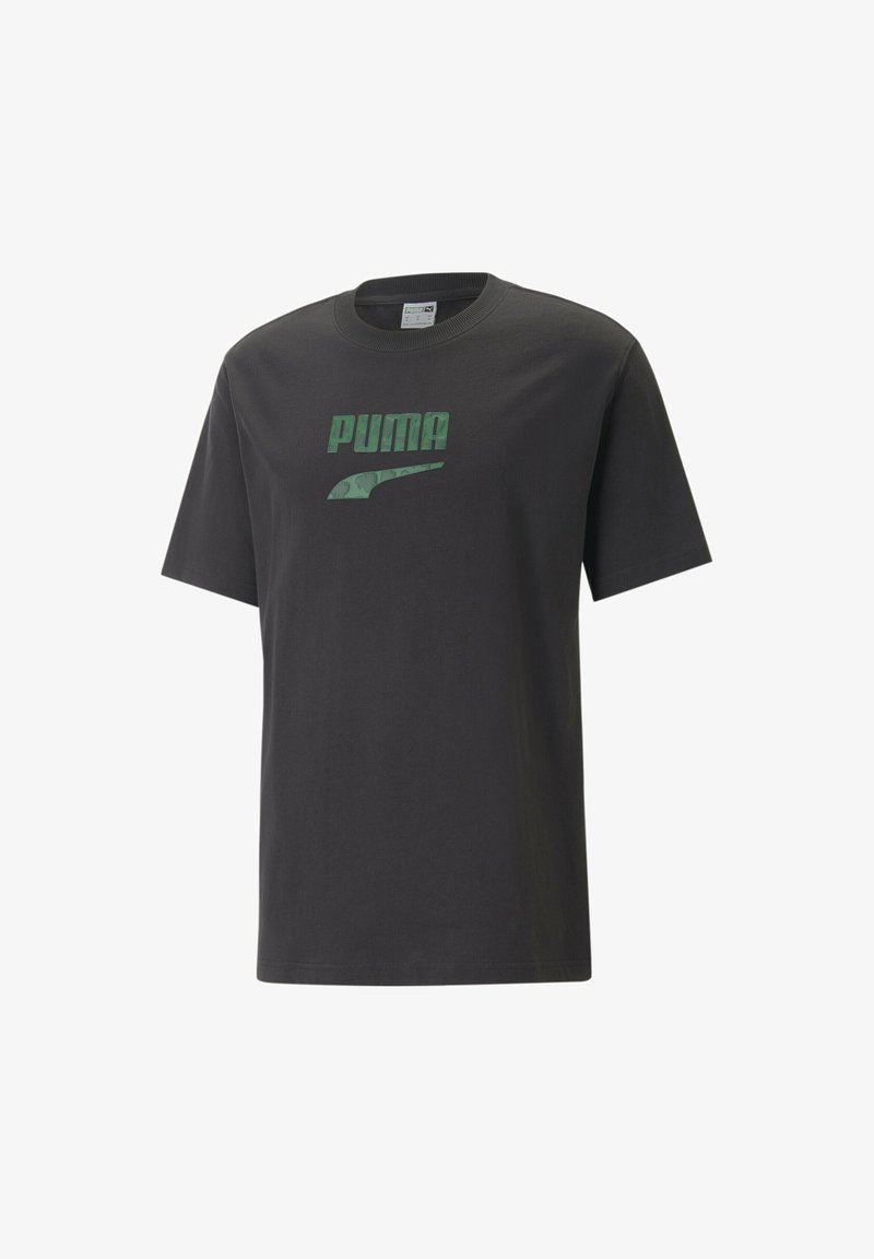 Zwarte katoenen t-shirt met korte mouwen, met een groen "PUMA" logo en accent. Ronde hals, normale pasvorm, gladde textuur, basic ontwerp.