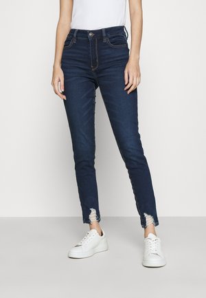 Jeansy Slim Fit