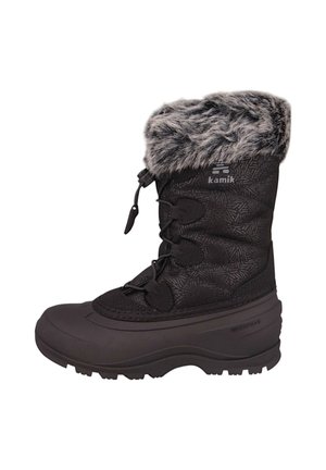 Schwarzer wasserdichter Winterstiefel mit gemustertem Stoff, Kunstpelzbesatz, Schnürung vorne und dicker profilierter Sohle, Marke "Kamik".