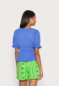 Gina Tricot DAISY - Blusa - amparo blue
