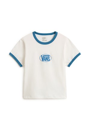 Witte Vans T-shirt met korte mouwen, blauwe bies rond de hals en mouwen, met een blauw Vans-logo in een ovaal op de borst.