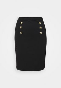 falda de lápiz negra hecha de una tela elástica, con cinco botones dorados en la parte delantera y una silueta ajustada. Textura suave.