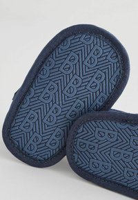 Baker by Ted Baker Sandále na chodenie - navy