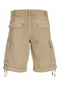 Beige cargo shorts lavet af letvægtsstof, med to klaplommer, snor i kanten og en regular fit design.