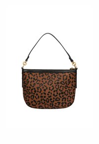 Bolso de mano de estampado de leopardo marrón y negro con una correa de cuero negro y cierre de cremallera en tono dorado.