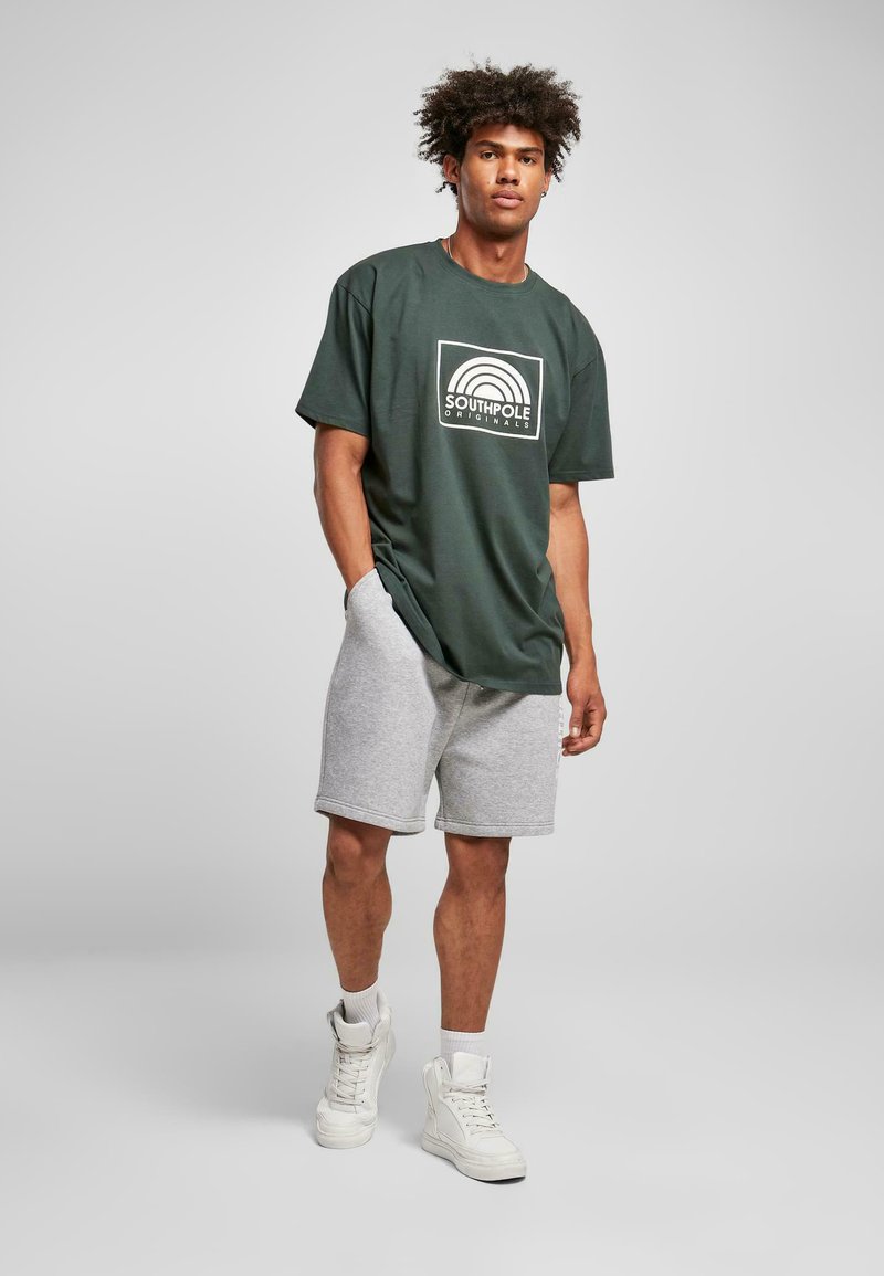 Herren T-Shirts basic | Southpole T-Shirt print bottlegreen/grün - ZP34605 Herren T-Shirts basic | Southpole T-Shirt print bottlegreen/grün - ZP34605