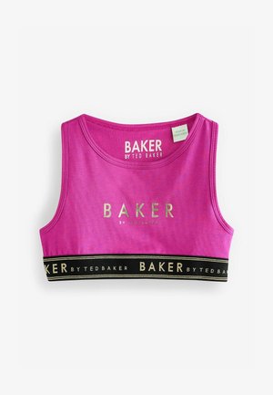 Sima anyagból készült fukszia crop top, arany "BAKER by Ted Baker" logóval, az alján fekete sáv arany kiegészítőkkel.