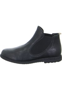 Stivaletto nero in pelle con pannelli laterali elastici, punta rotonda, superficie testurizzata e suola in gomma. Design minimalista.