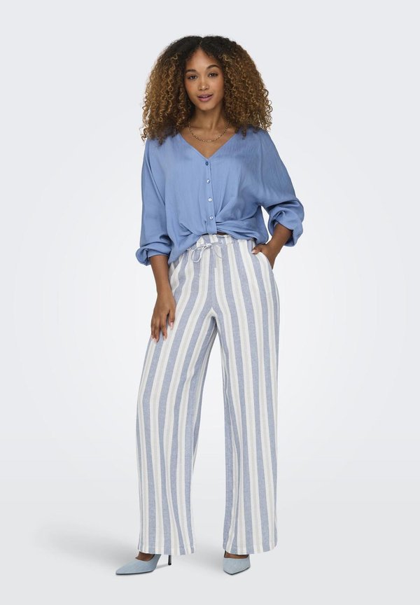 ONLMASCHA - Blouse - azurine2