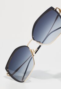 BOSS Päikeseprillid - gold-coloured/black