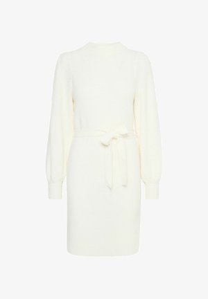 Robe en tricot blanche avec de longues manches bouffantes, un col rond et une ceinture à nouer à la taille. Texture lisse, longueur au genou.