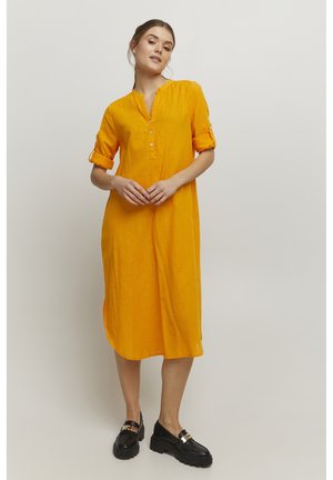 DAMEN LANG DAMEN  - Shirt dress - apricot