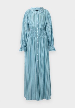 Μακρύ φόρεμα με κουμπιά μπροστά, κάθετες μπλε και λευκές ρίγες, σφηκοειδής μέση με ρυτίδες, μακριά μανίκια με βολάν στις μανσέτες και μυτερό γιακά.