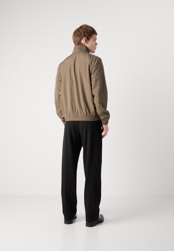 UNPADDED HARRINGTON JACKET - Summer jacket - stone gray2