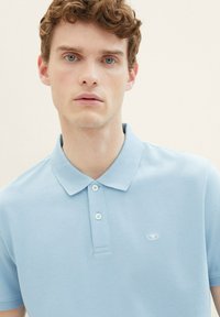TOM TAILOR BASIC WITH CONTRAST - Pólóing - washed out middle blue