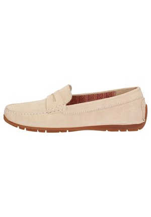 Sioux Adult Master Sportschuhe 40622 In Weiß – Bequem, Mit Plateausohle & Dekorativen Perforationen | Moderne Freizeitschuhe