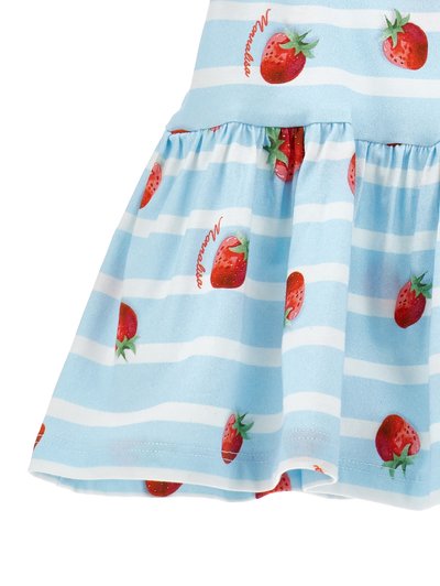 Ύφασμα με μπλε και λευκές ρίγες, φιλοτεχνημένο με κόκκινα σχέδια φράουλας και κόκκινο κείμενο σε καλλιγραφική γραφή που γράφει "Maralda", μαζεμένο στη μέση.