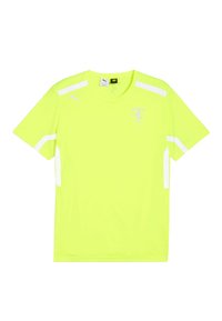 Jasnożółta koszulka z krótkim rękawem, z okrągłym dekoltem, białymi paskami na ramionach oraz logo Ferrari na klatce piersiowej. Miękki, lekki materiał.