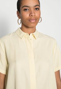 Samsøe Samsøe MINA SHIRT - Blusa com botões - double cream