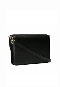 Borsa a tracolla in pelle nera con finitura testurizzata, forma rettangolare e tracolla sottile regolabile. Caratterizzata da dettagli in metallo dorato.