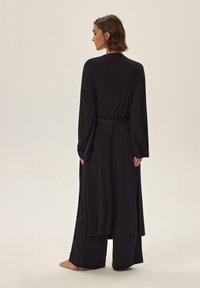 ESOTIQ JULIETTE czarny