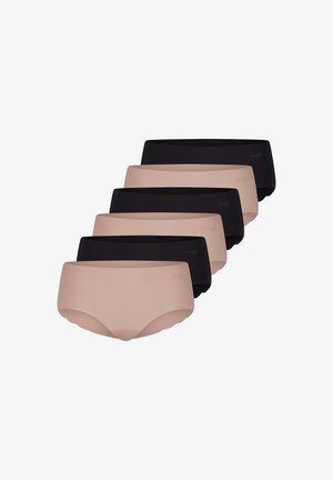 Zes paar damesondergoed in zwart en huidskleur, gemaakt van gladde stof met een naadloos ontwerp en een medium taille.