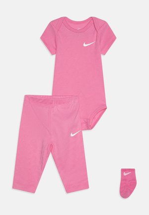 POINTELLE UNISEX SET - Tamprės – kelnės - playful pink