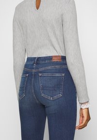 American Eagle Slim fit -farkut - blue denim