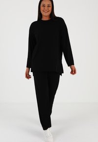 Modanisa CREW NECK PLUS SIZE  SET ALIA - Tuta - black