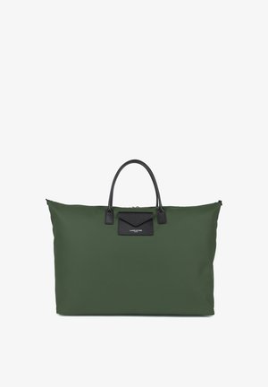 Borsa a spalla verde in tessuto con dettagli in pelle nera, forma strutturata, manici doppi e una pattina nera con logo sul davanti.
