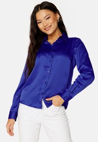 Non selezionato, dark blue