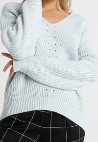 Selected Femme Petite Strickpullover - light blue