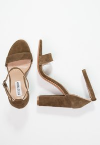 Steve Madden Sandales à talons hauts - olive