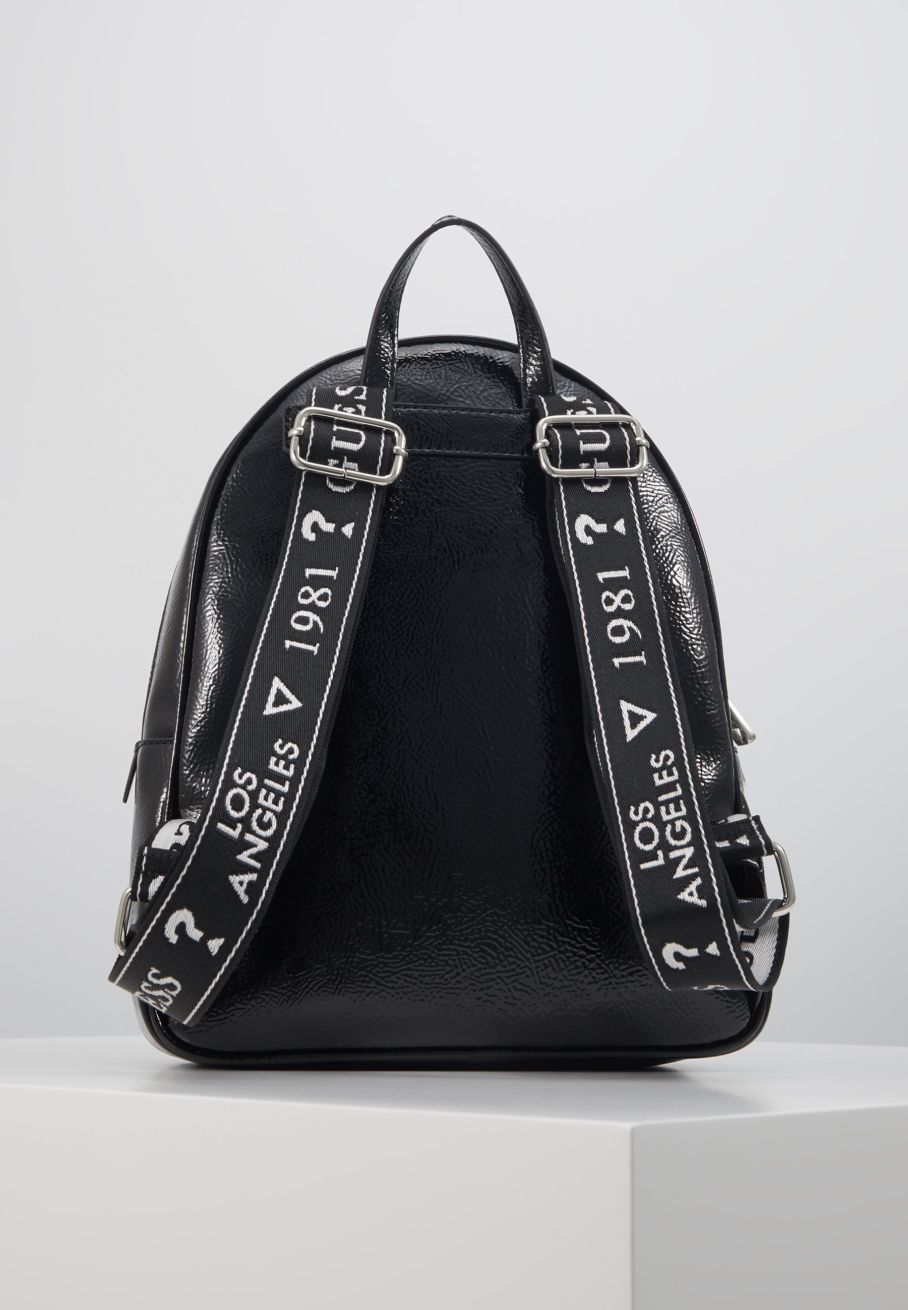 guess new vibe large backpack