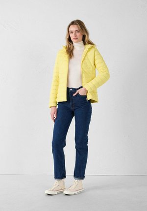 SALMA LIMONADA  CAPUCHA ELÁSTICA  - Piumino - amarillo