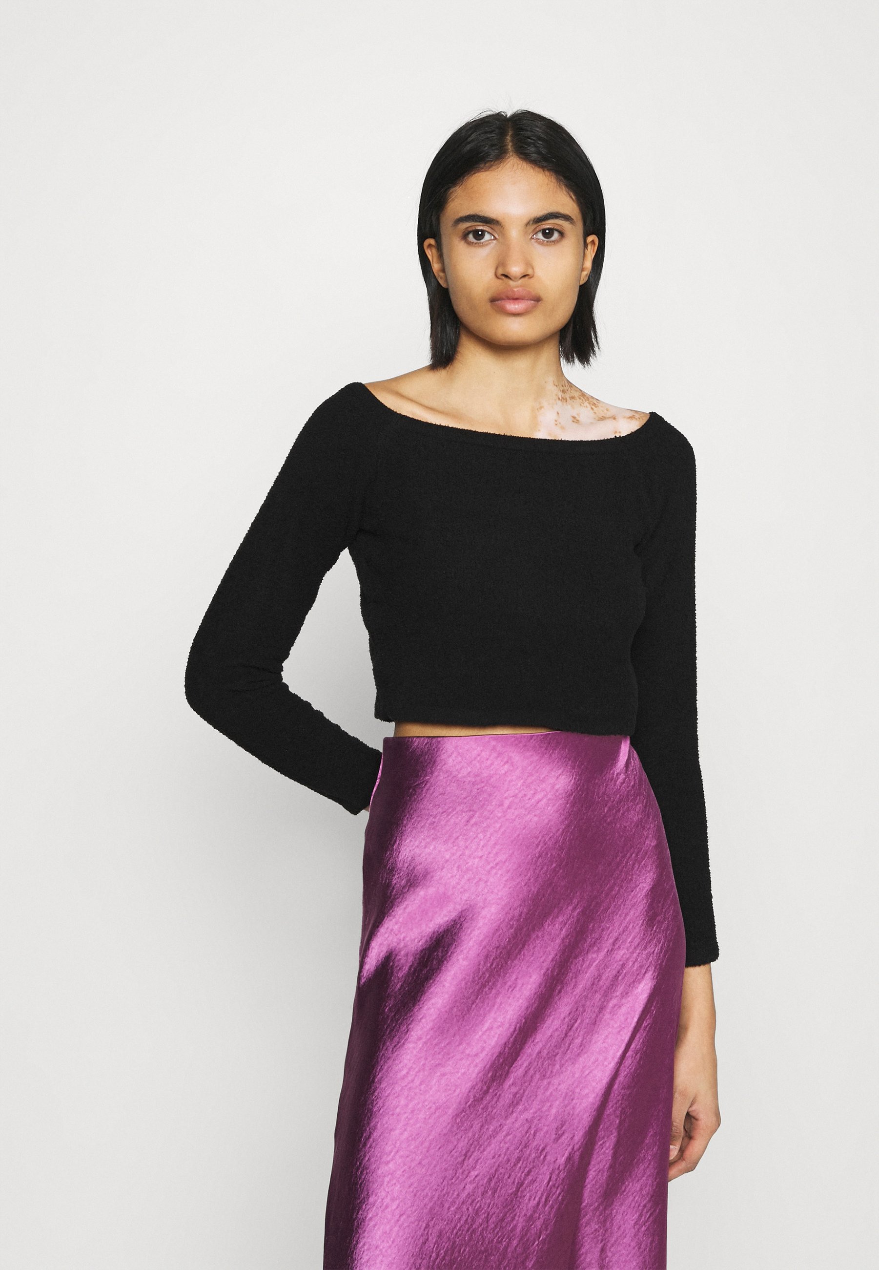 Damen FIA - Strickpullover Damen FIA - Strickpullover