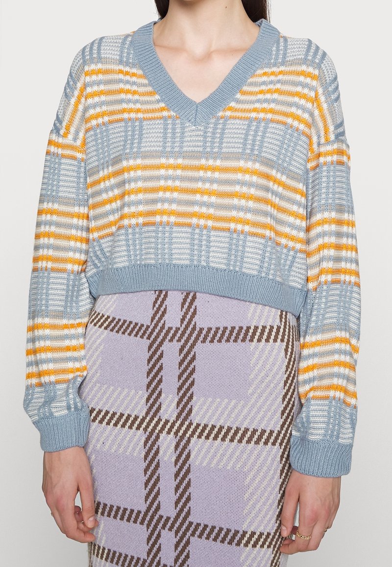 Noisy May Sweter