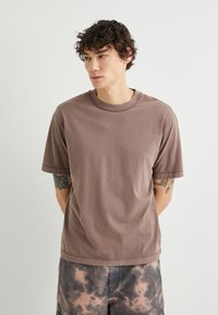 Koton - T-shirt basic